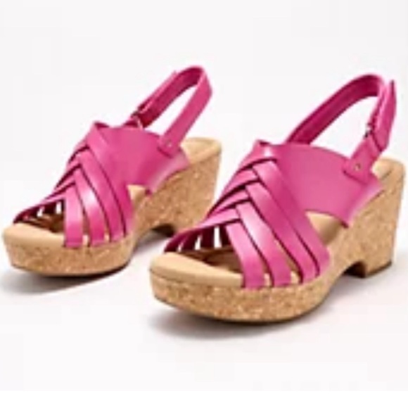 Hard to find sandal’s. - Picture 1 of 4